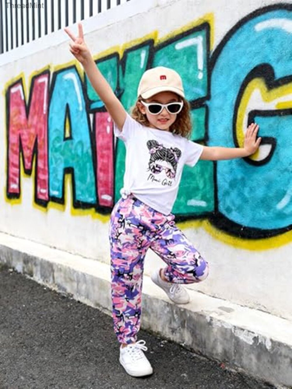 Toddler Girl Letter Graphic Top & Leopard Pants Set - Picture 4 of 7